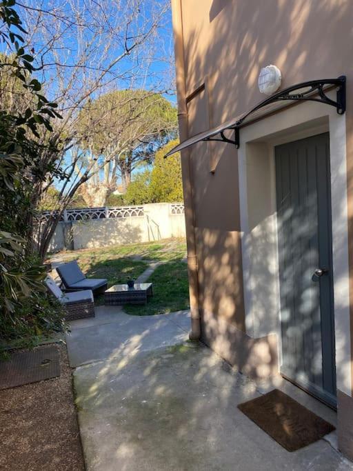Spa Jardin Prive T3 Independant Dans Villa Morieres-les-Avignon Εξωτερικό φωτογραφία